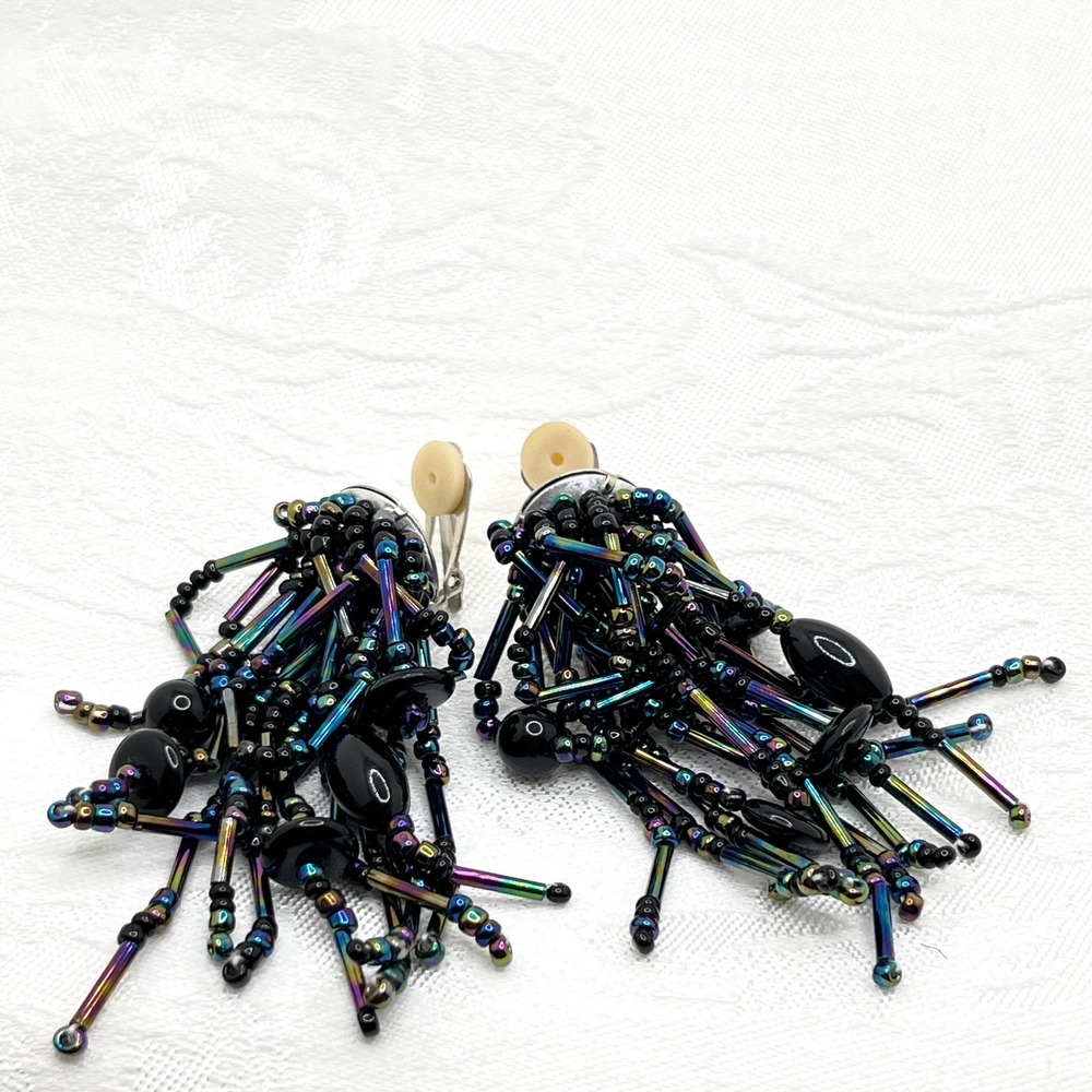 Vintage Spray Cha Cha Seed Bead Blue Purple Iridescent Retro Clip-On Earrings
